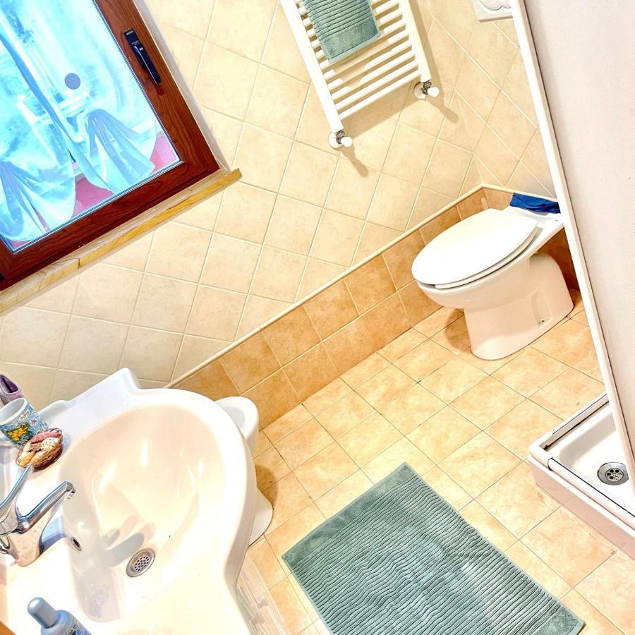 K-Rome Airport Sea View Apartment Fiumicino Bagian luar foto